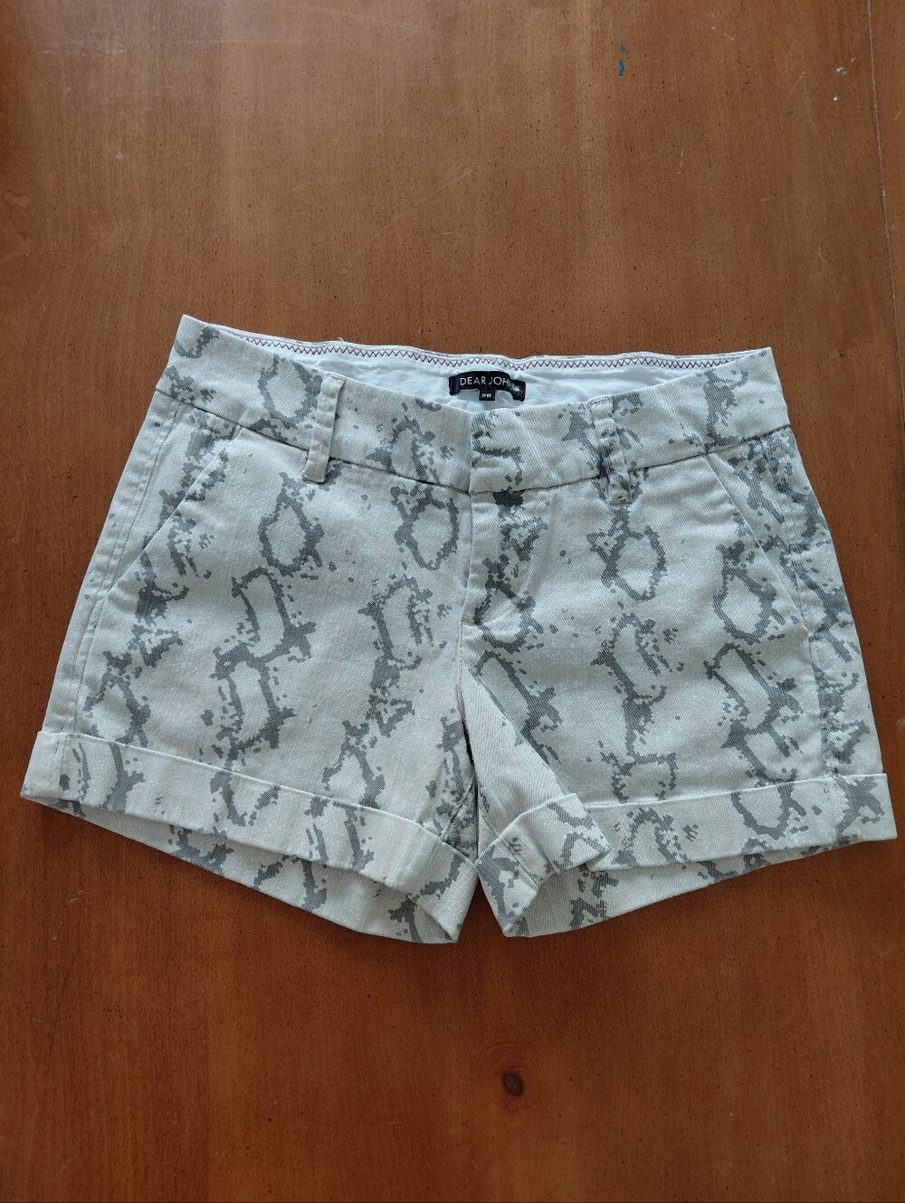 Dear John Denim Hampton Comfort Short In Thistle Snake Size 28